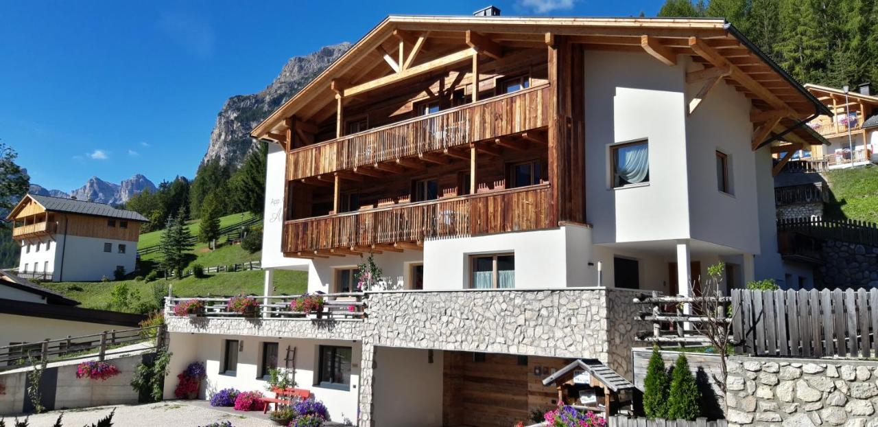 Chalet Apartments Ambria Ла Вилла Экстерьер фото