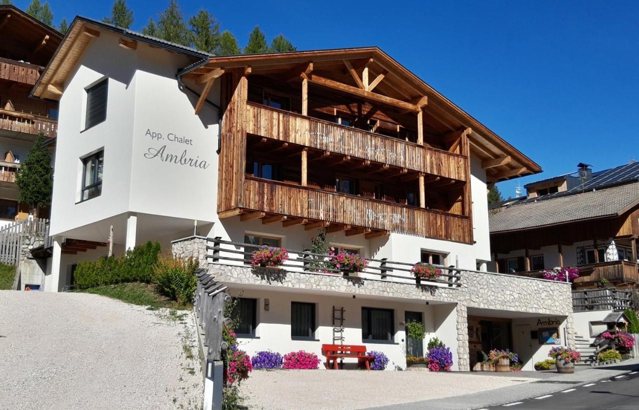 Chalet Apartments Ambria Ла Вилла Экстерьер фото
