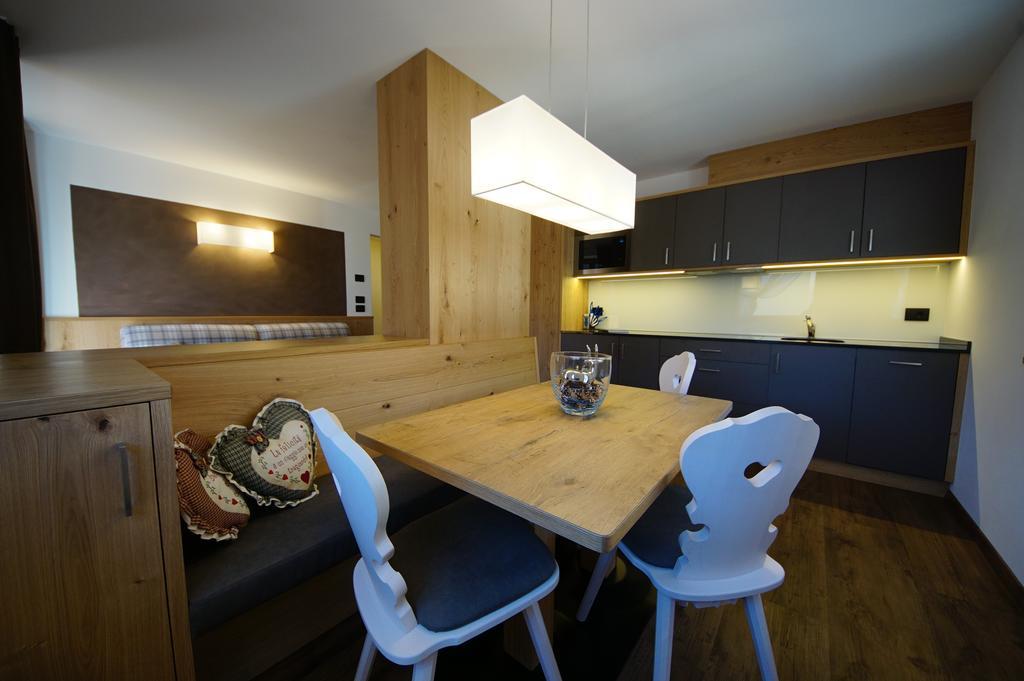 Chalet Apartments Ambria Ла Вилла Экстерьер фото