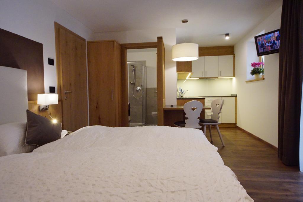 Chalet Apartments Ambria Ла Вилла Экстерьер фото