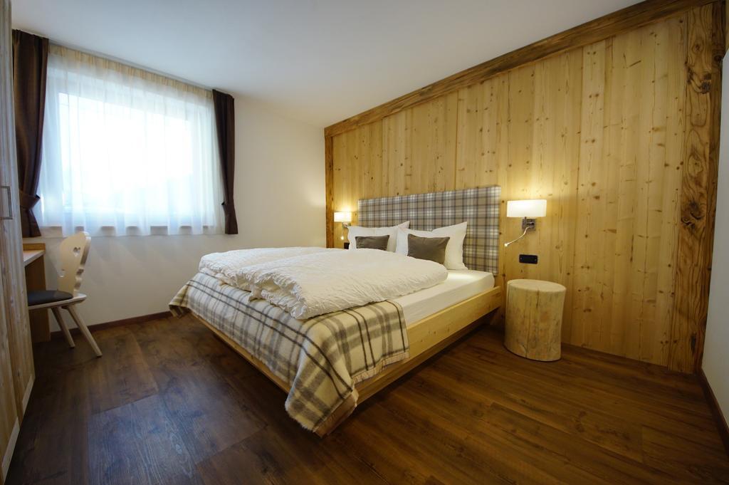 Chalet Apartments Ambria Ла Вилла Экстерьер фото